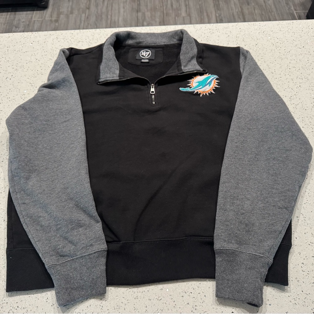 47 Black and Gray Men's Miami Dolphins Sweater